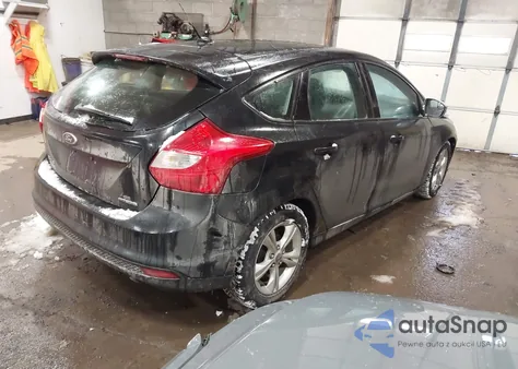 2014 Ford Focus Se z USA, uszkodzony, nr VIN 1FADP3K2XEL139898